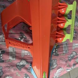 Snow Blaster And Snow Toys Figures