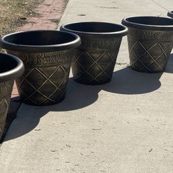 Very  Nice 6 Pots 16 inch Tall  For  All 