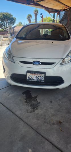 2011 ford fiesta