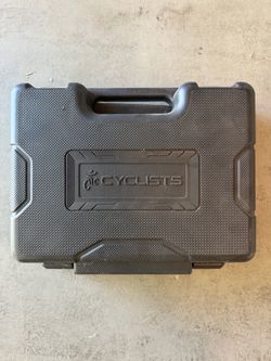 Cyclists 32 piece tool kit
