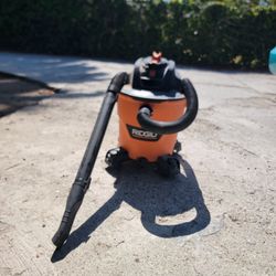 Ridgid NXT 12 Gallon 5.0 Peak Wet/Dry Shop Vacuum
