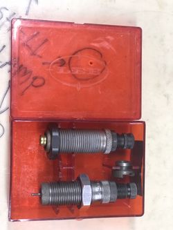used, LEE, 9MM, reloading dies, (2) die set