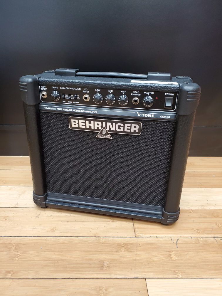 Behringer GM108 Guitar Amplifier 15w
