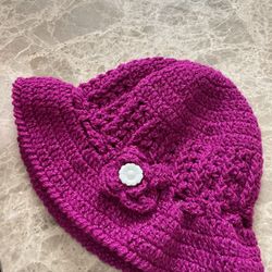 Knit Hat 7–9 Yr Old Girl, Vans Tennis Shoes 1.5, Real Wood Mail Organizer12WX12.5L