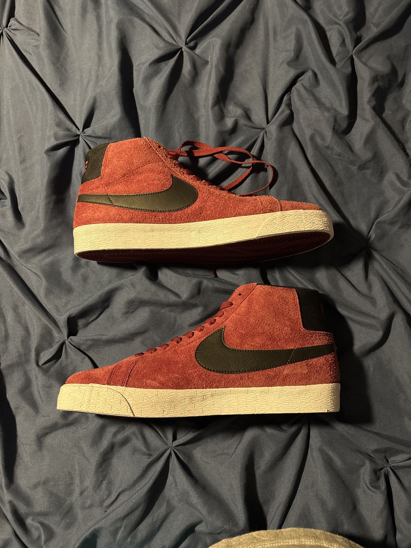 Nike SB Team Red Black Sz12