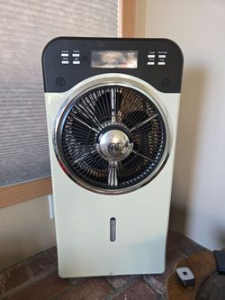 Water cooler fan