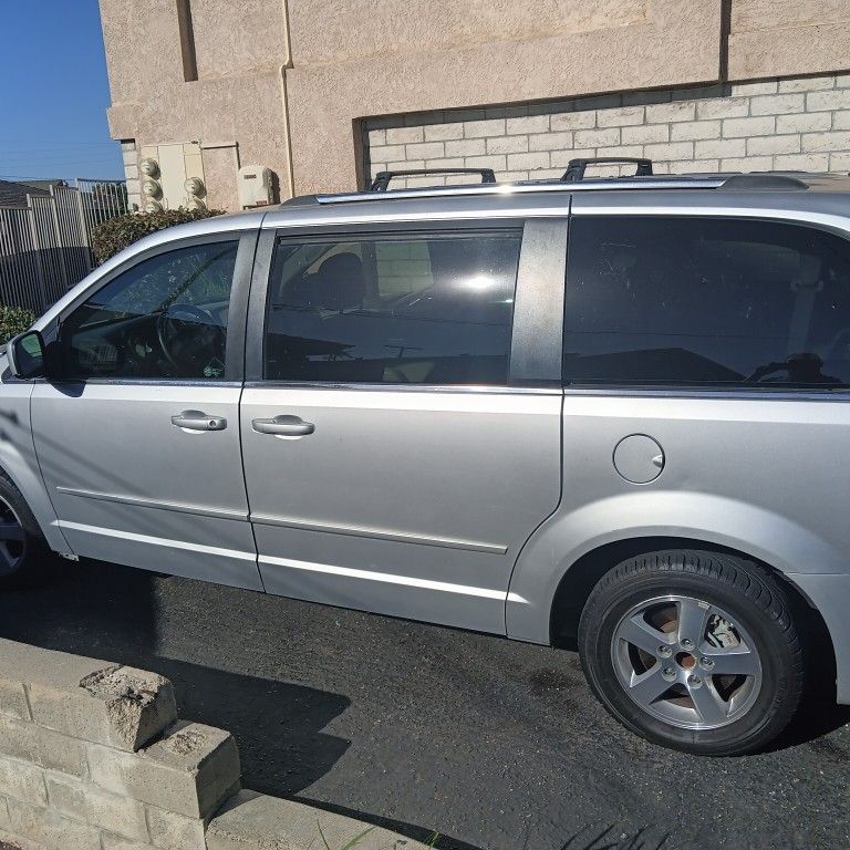 2011 Dodge Grand Caravan