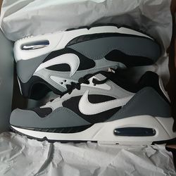 Nike Air Max's