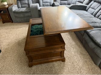 Lift top coffee table with 3 end tables
