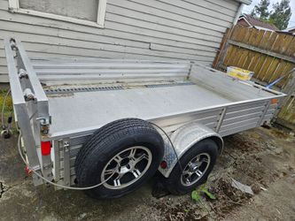 Stirling 6' x 10' utility trailer
