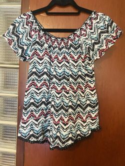 Bright Multicolored Zig Zagged Patterned Polyester Shirt 