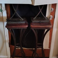 3ft Tall Stands W Lamps