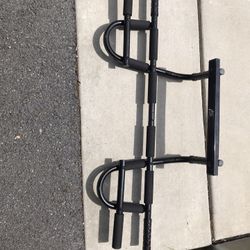 Pro doorway push-ups