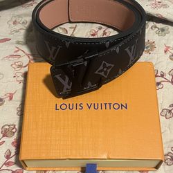 Louie Vuitton Belt
