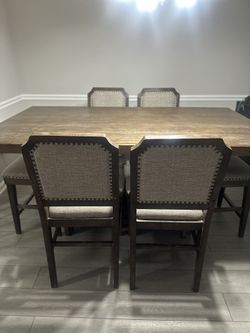 Dinning Table