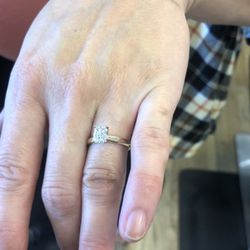 GIA 1 Ct “ Radiant Cut “ Solitaire Diamond Engagement Ring 