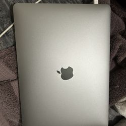 2019 macbrook pro 13 inch