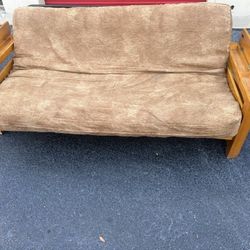 Futon 🔥