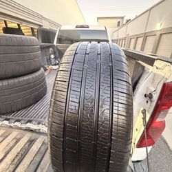 225/40/18 Pirelli Cinturato P7 Semi New Condition (1)