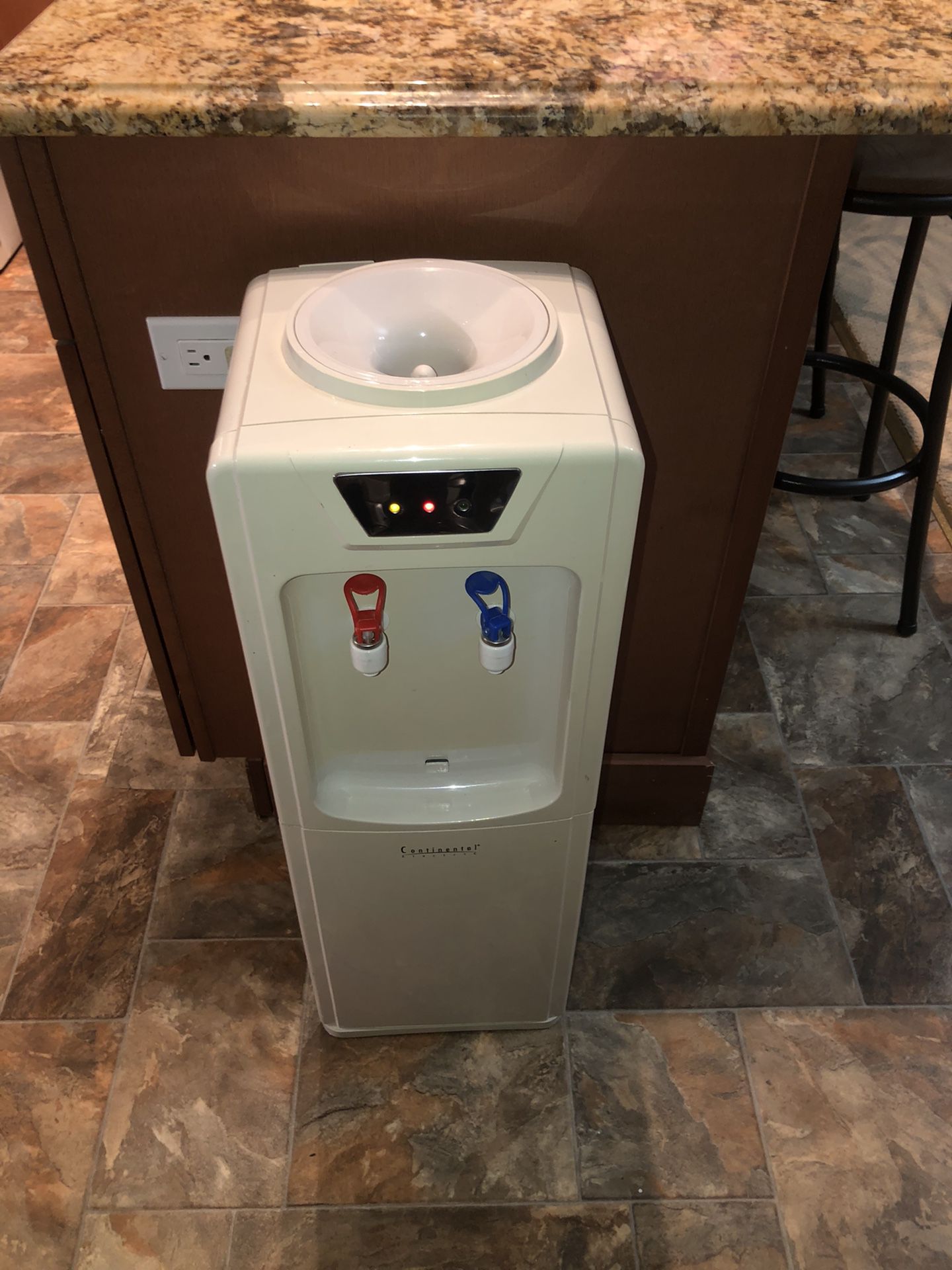 Water Dispenser Cooler/heater