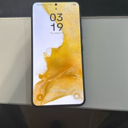 Unlocked SAMSUNG S22