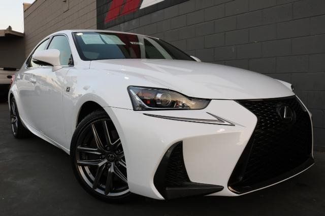 2017 Lexus IS