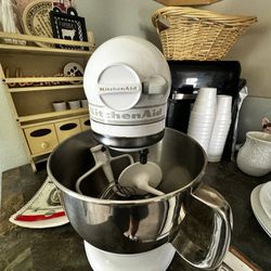 Kitchen Aid Mixer