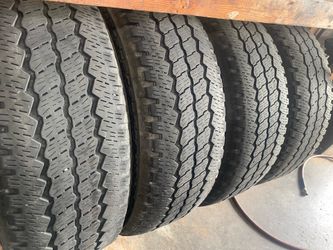 275/65/20” Bridgestone