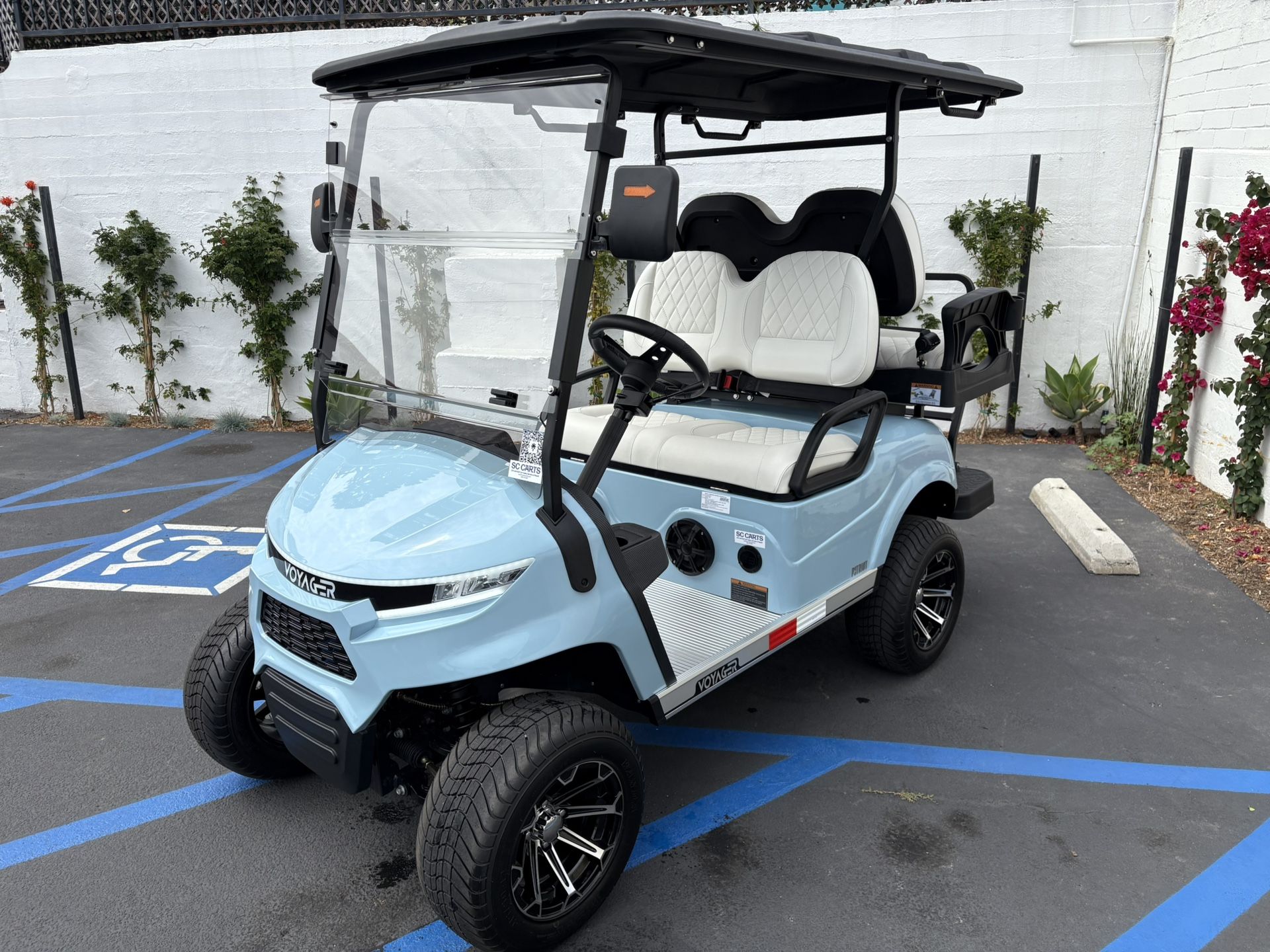 2025 Voyager Patriot 4-Passenger Non-Lifted 72-Volt Street Legal LSV Golf Cart