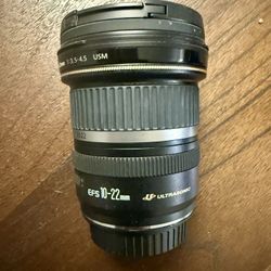 Canon EF-S 10-22mm f/3.5-4.5 USM