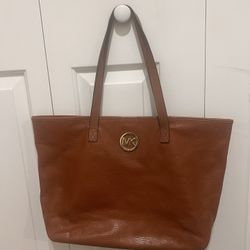 Michael Kors. Brown Purse 👜 