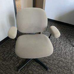 FREE FREE FREE Office Chairs !!!