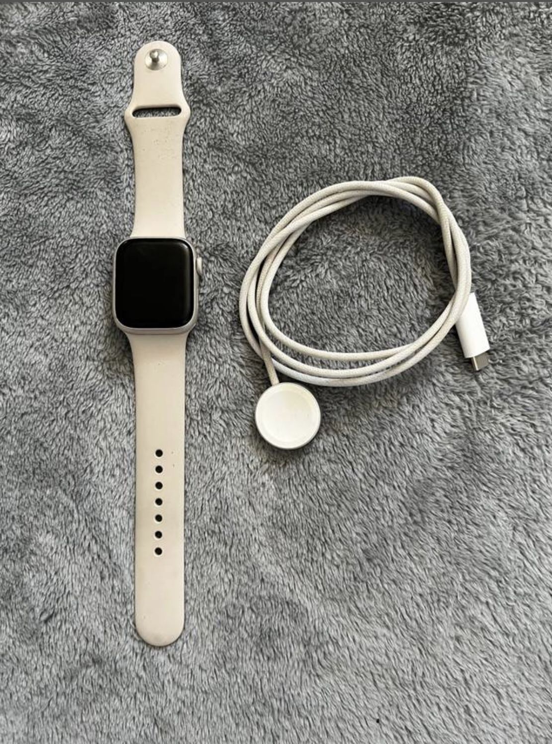 Apple Watch Series 9 (GPS) 41mm Starlight Aluminum Case with Starlight