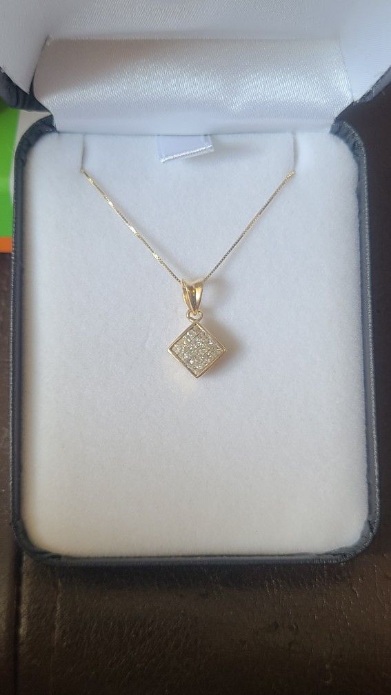 Diamond Pendant 