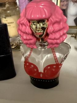 Nicki Minaj Minajesty $15