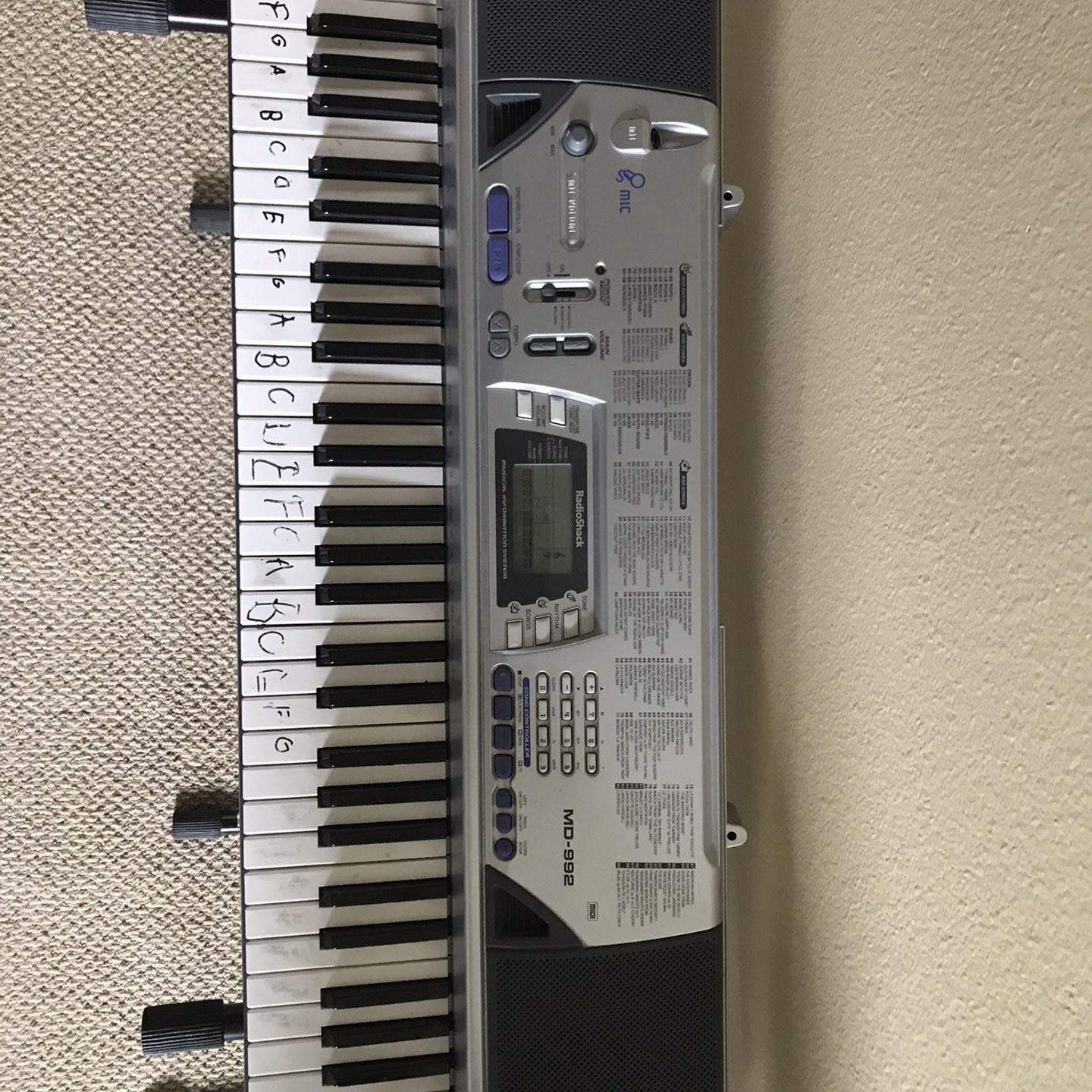 radio Shack md-992 61 Key Keyboard