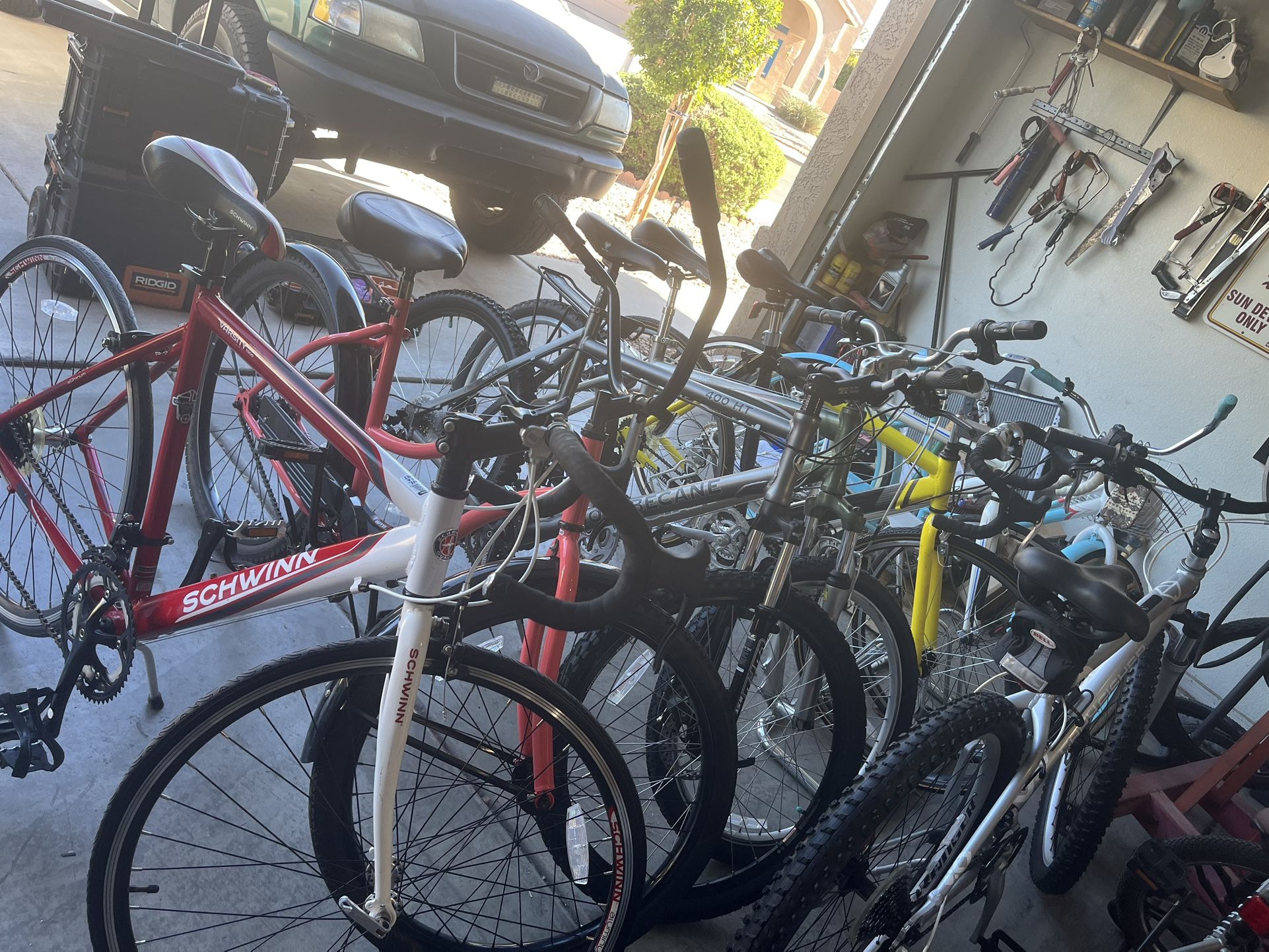 Bikes 🚲 Bicycles 🚲 Bicicletas 