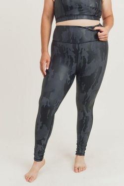 Plus size workout set