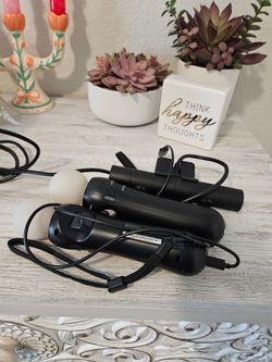 Sony PlayStation Move Motion Controllers – Set of 2