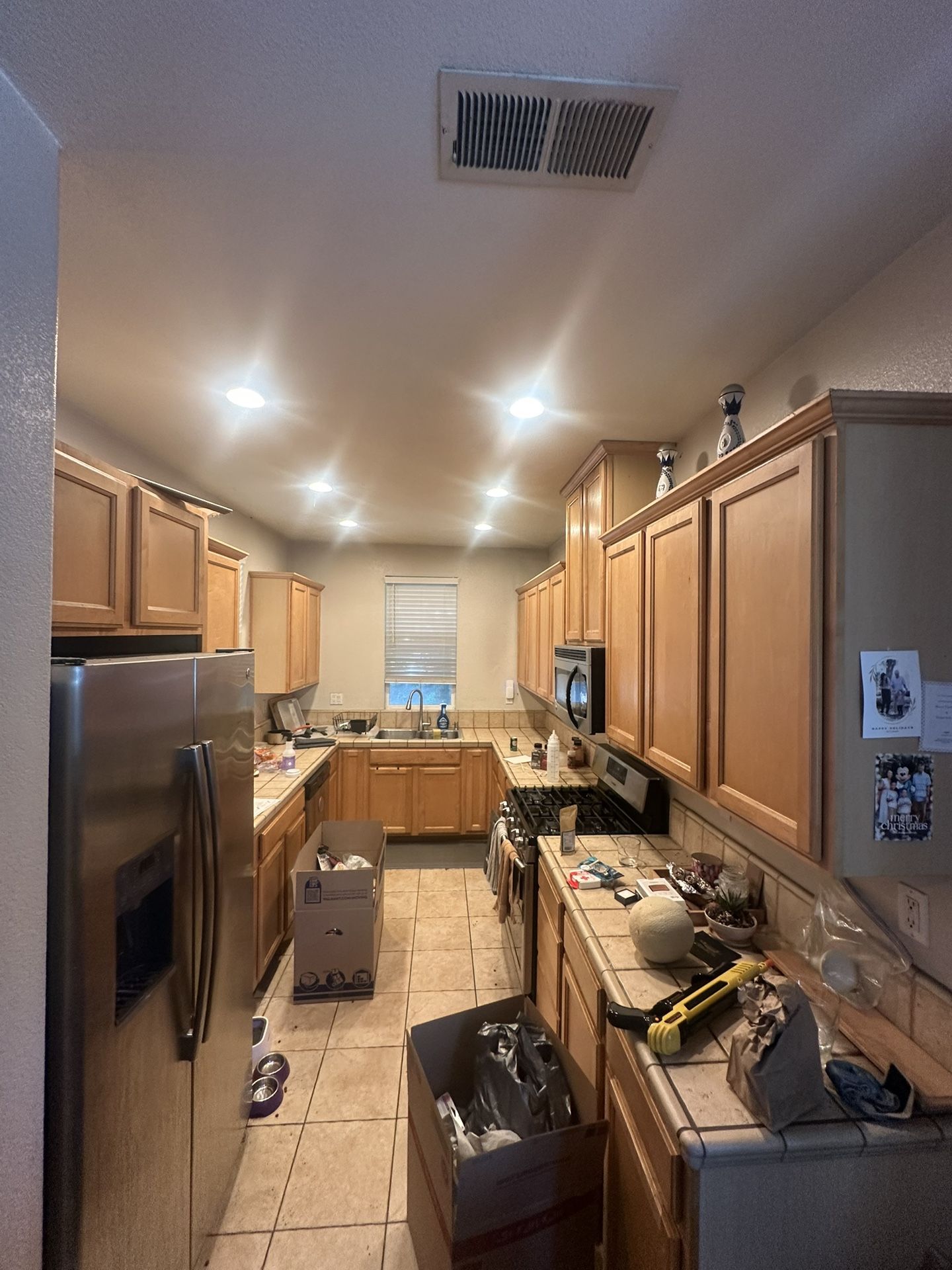 Cabinets 700