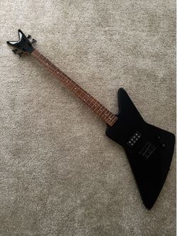 Dean 4-String Explorer Bass – Gloss Black | Used, Good Condition