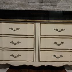 6 Drawer Dresser 