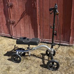 Nova Knee Walker - Metallic Silver