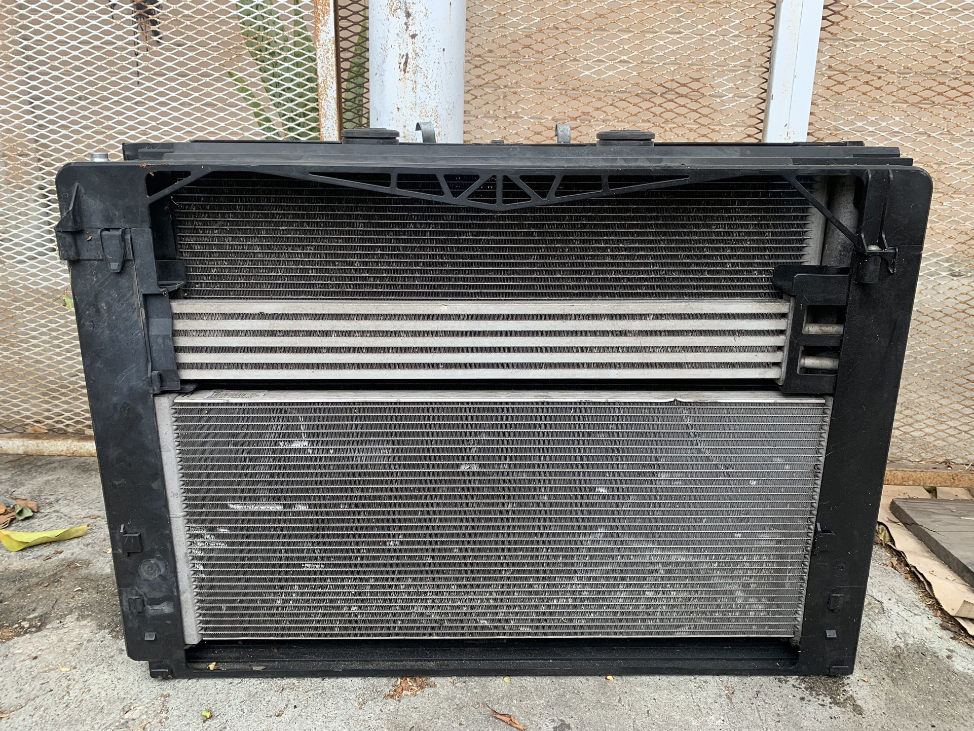 Used OEM BMW 7 Series Radiator Fan Condenser Core