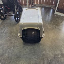 Dog kennel - 32"x22"x24"