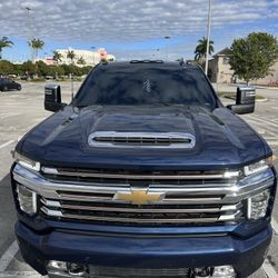 2022 Chevy Silverado 2500HD High Country 