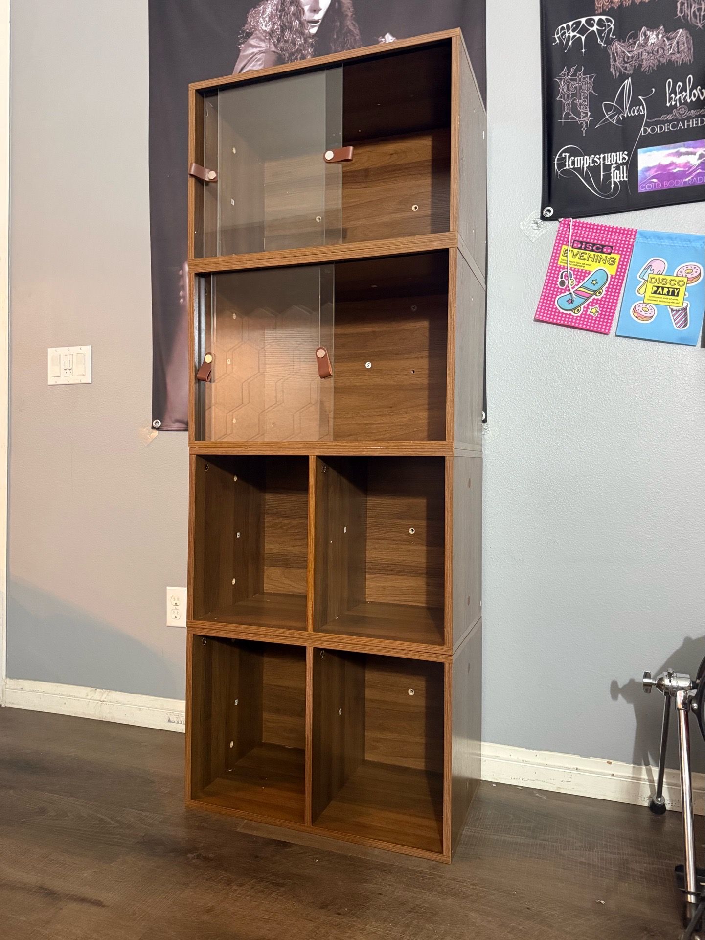 Bookshelf