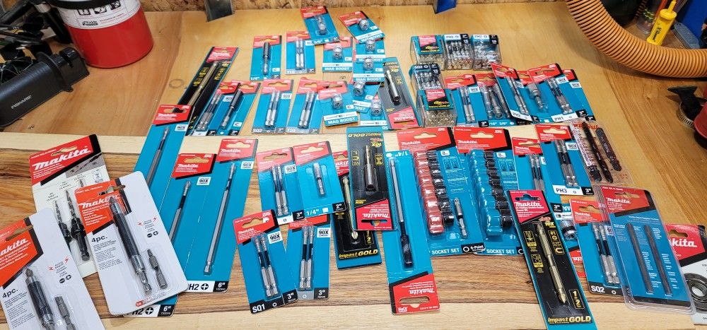 Makita Bits And Sockets!! All New Comes With Makita Bag