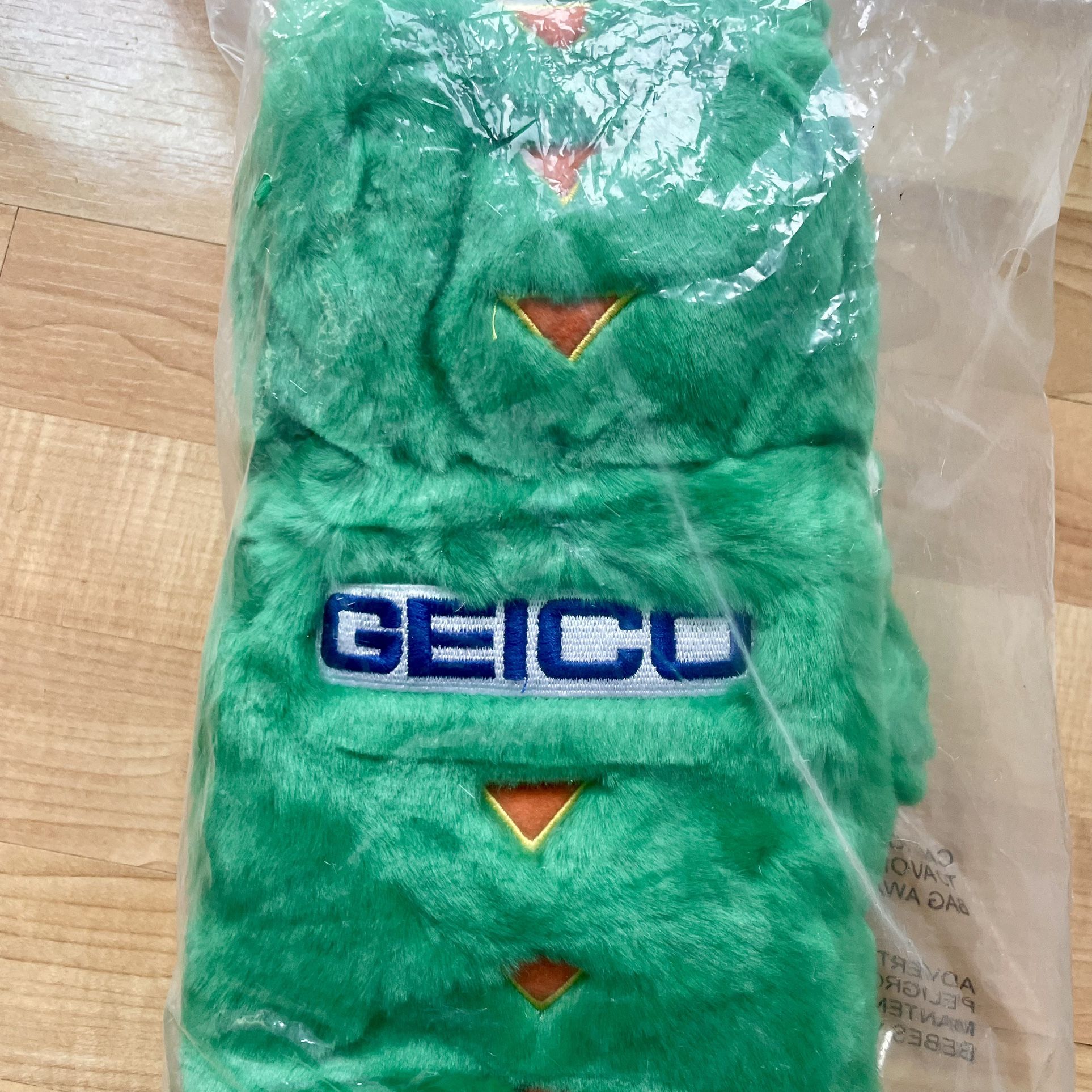 GEICO Gecko Plush Hand Puppet 13" Golf Club Cover Embroidered Logo Lizard