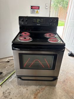 FRIGIDAIRE ELECTRIC STOVE ESTUFA ELÉCTRICA MUY BUENA STAINLESS STEEL